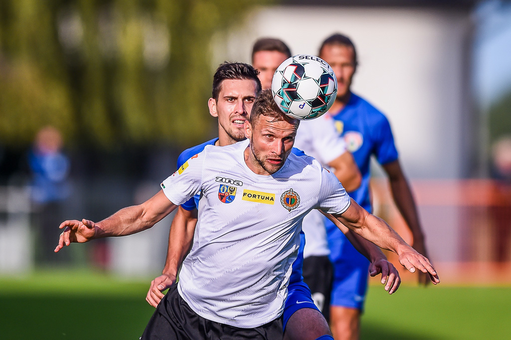 PUSZCZA NIEPOLOMICE - CHROBRY GLOGOW FORTUNA 1. LIGA PILKA NOZNA