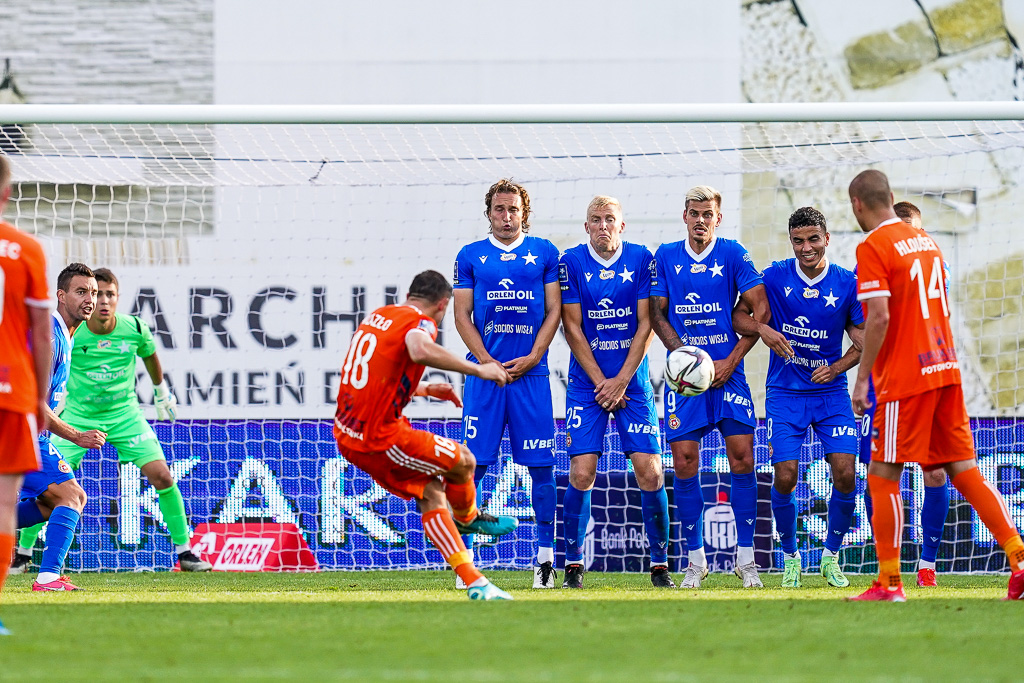 BRUK-BET TERMALICA NIECIECZA - WISLA KRAKOW PKO BANK POLSKI EKSTRAKLASA PILKA NOZNA