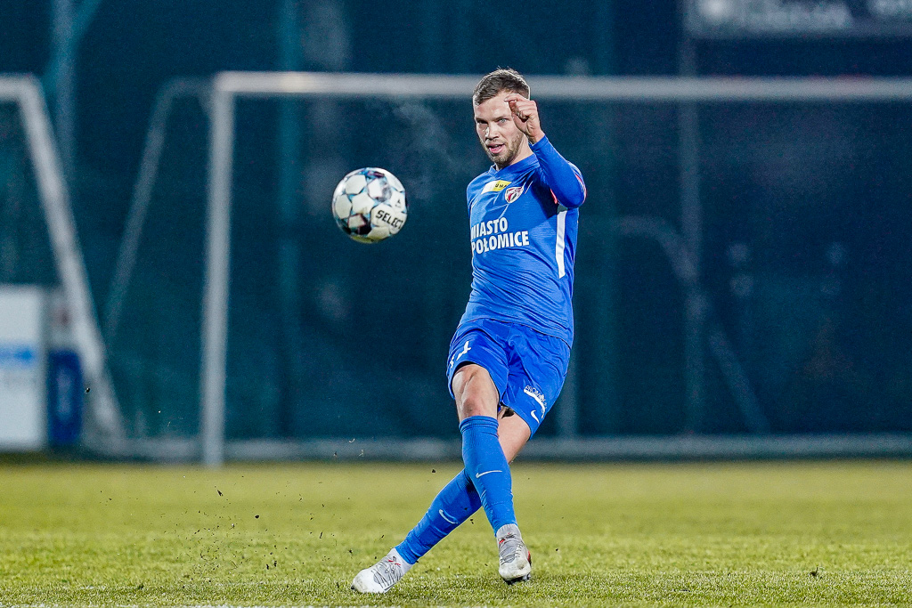 PUSZCZA NIEPOLOMICE - APKLAN RESOVIA RZESZOW FORTUNA 1. LIGA PILKA NOZNA