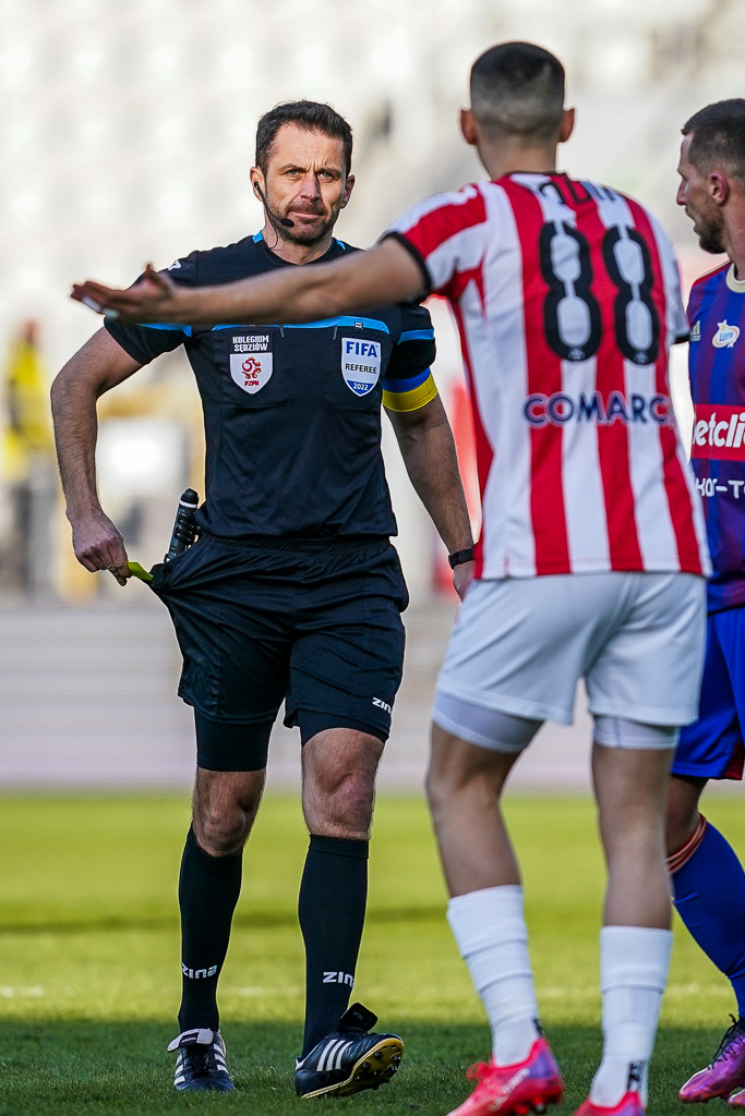 CRACOVIA - PIAST GLIWICE PKO BANK POLSKI EKSTRAKLASA PILKA NOZNA
