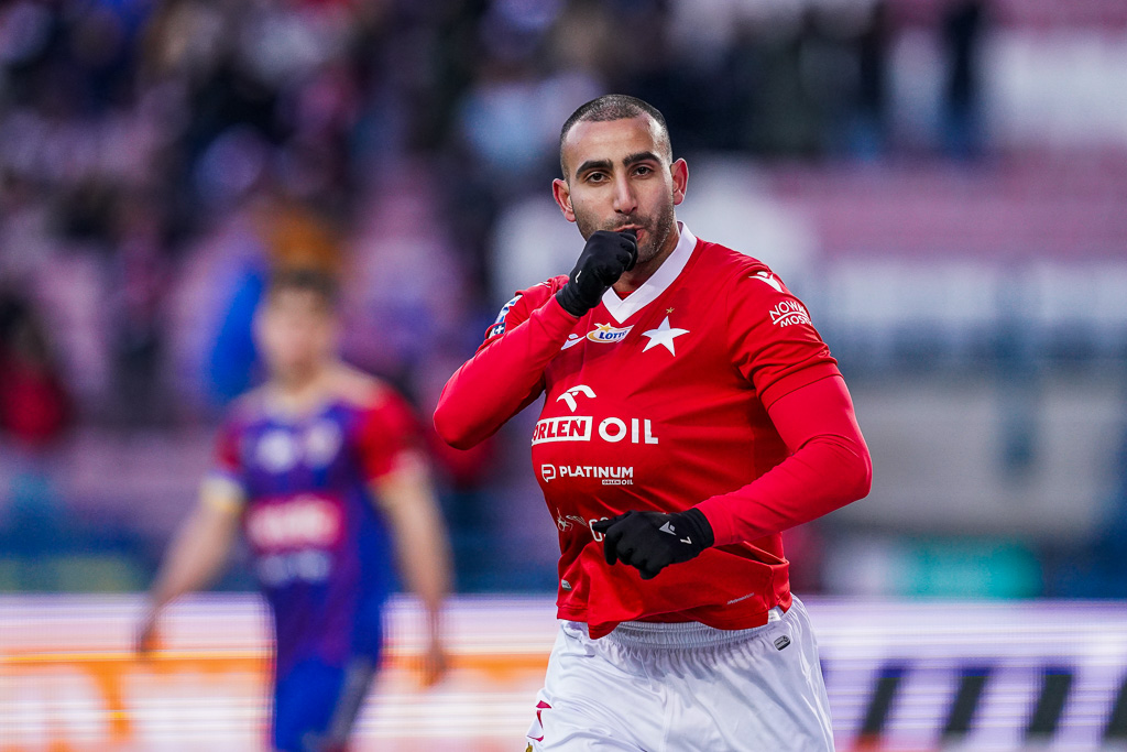 WISLA KRAKOW - PIAST GLIWICE PKO BANK POLSKI EKSTRAKLASA PILKA NOZNA