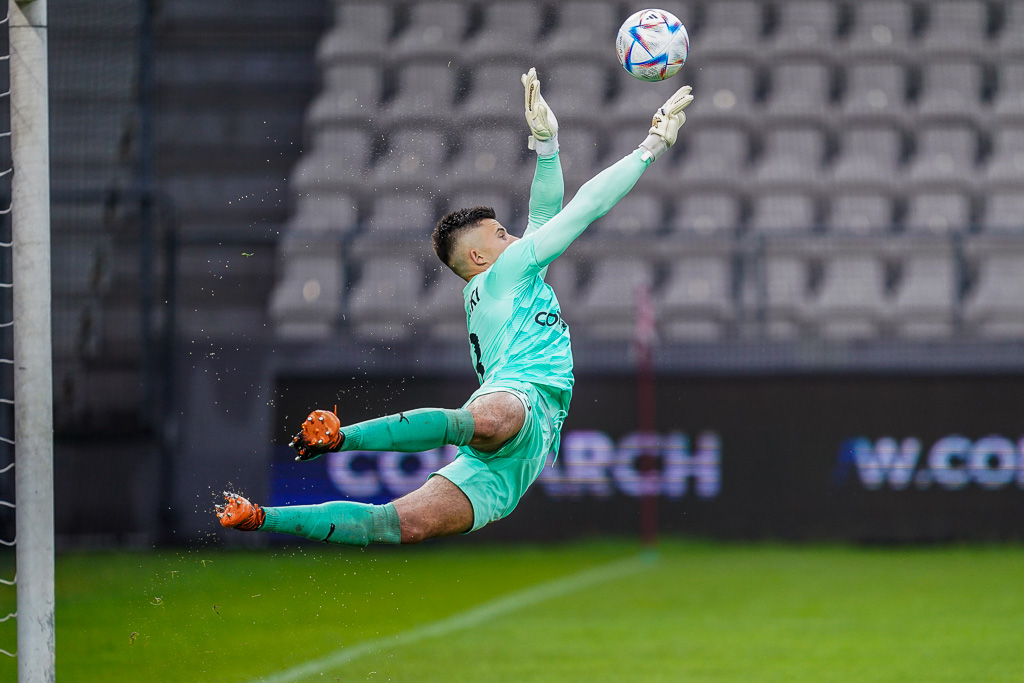 CRACOVIA - HAPOEL BEER SZEWA SPARING PILKA NOZNA