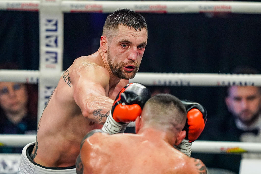 ADAM BALSKI - MICHAL PLESNIK  - GALA KNOCKOUT BOXING NIGHT 26