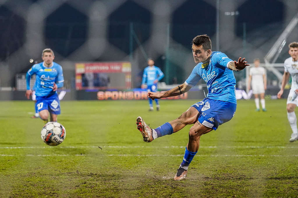 PUSZCZA NIEPOLOMICE - PODBESKIDZIE BIELSKO-BIALA FORTUNA 1. LIGA PILKA NOZNA