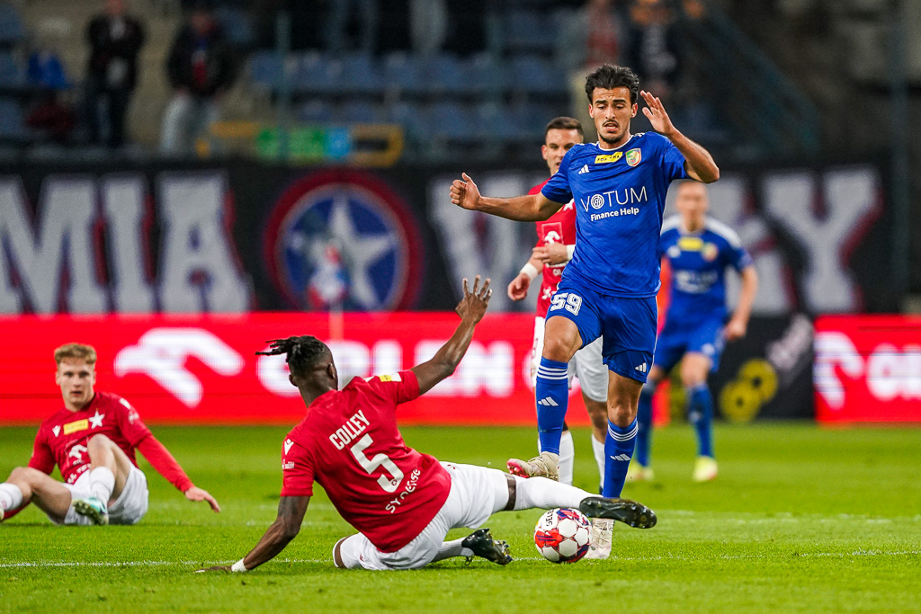WISLA KRAKOW - MIEDZ LEGNICA  FORTUNA 1 LIGA PILKA NOZNA