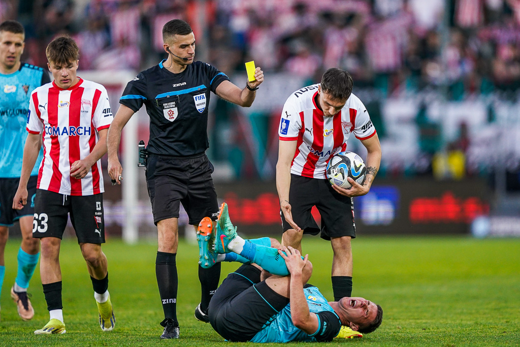 CRACOVIA - GORNIK ZABRZE PKO BANK POLSKI EKSTRAKLASA PILKA NOZNA