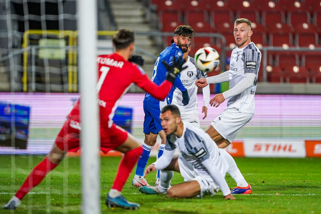 PUSZCZA NIEPOLOMICE - LECH POZNAN PKO BANK POLSKI EKSTRAKLASA PILKA NOZNA